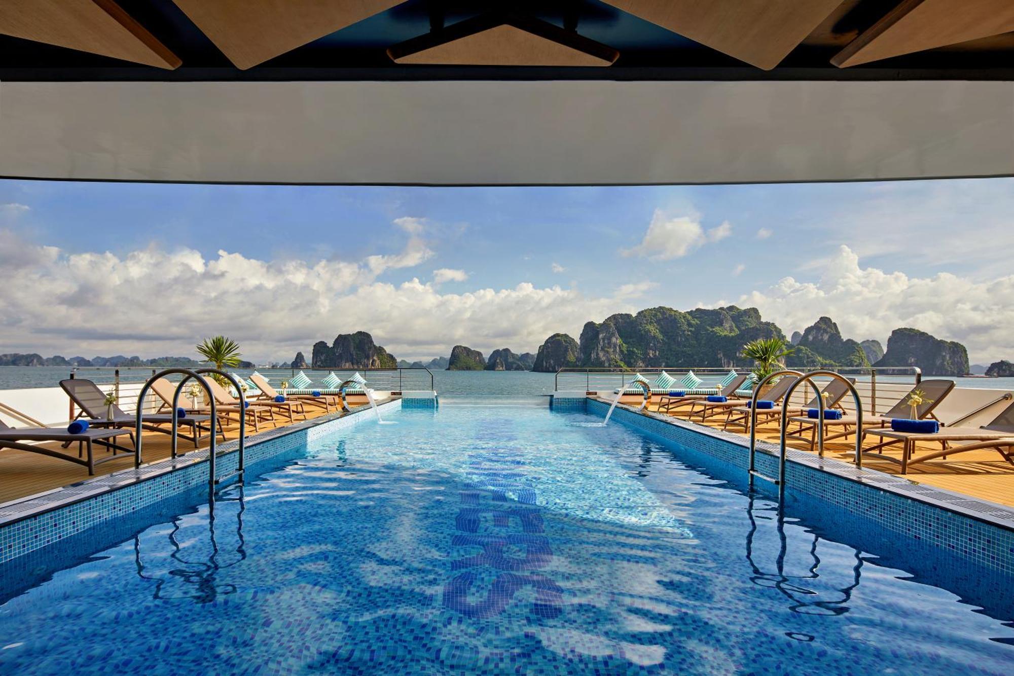 Grand Pioneers Halong Bay Cruise 2 Hotel Hạ Long-öböl Kültér fotó